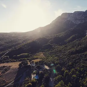 Le Relais De Saint De Hotel Puyloubier